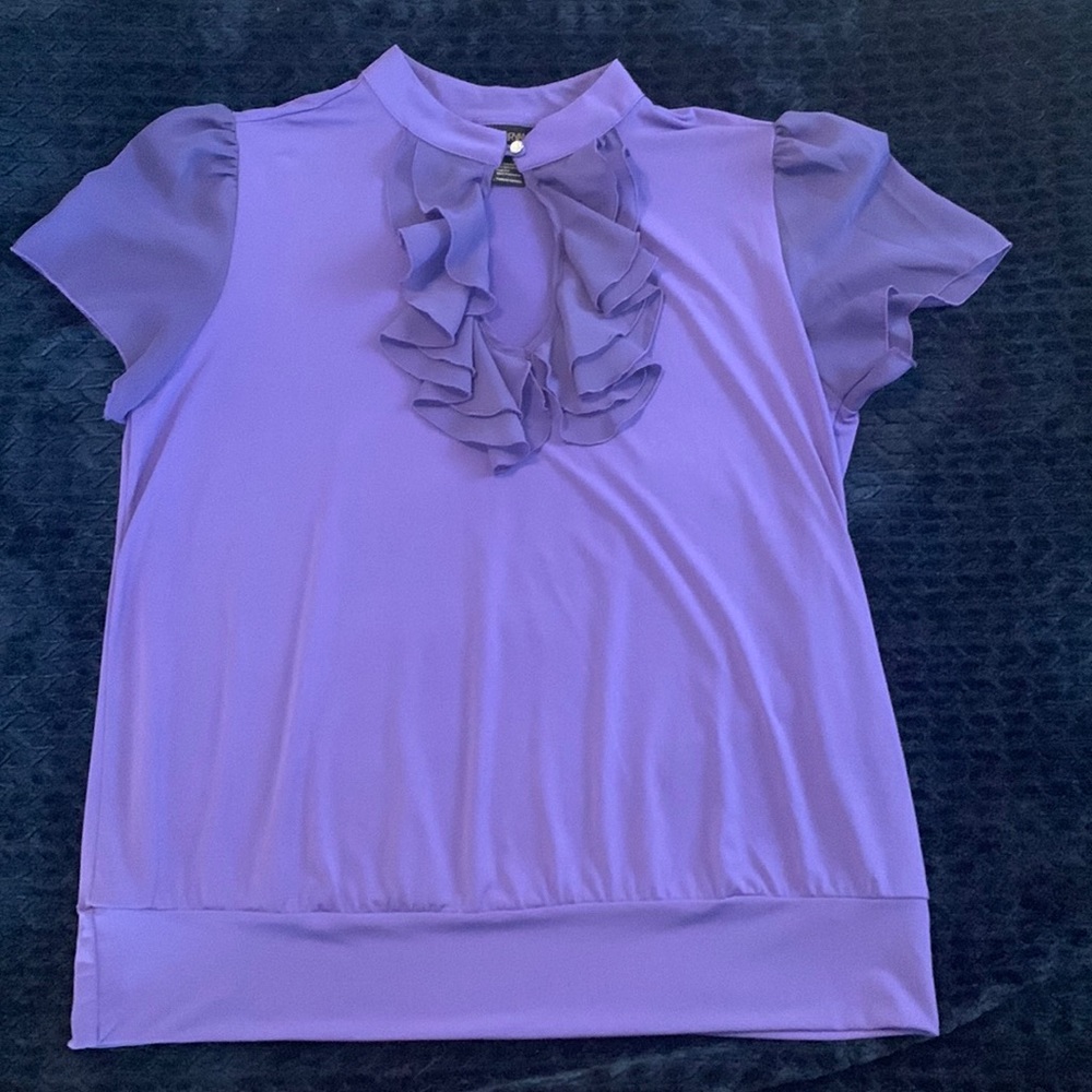 Lane Bryant purple shorts sleeve blouse with ruffle detail on front size 14/16